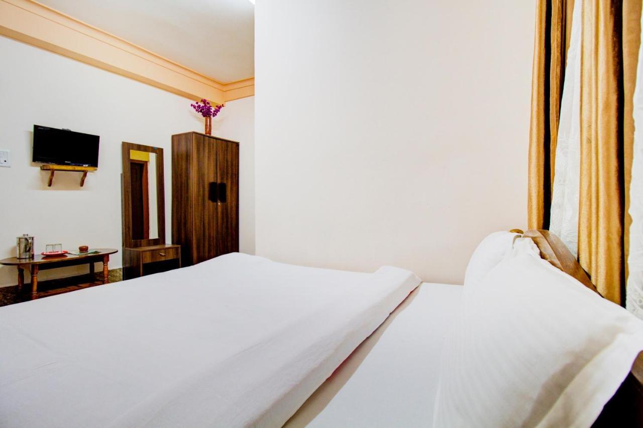 Capital O 79144 Coniferous Resort Cherrapunji Esterno foto